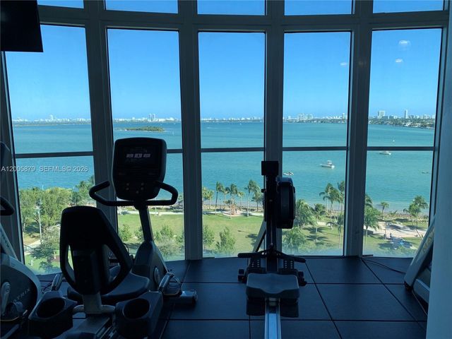 1800 N Bayshore Dr 1506, Miami, FL 33132