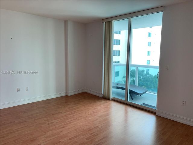 1800 N Bayshore Dr 1506, Miami, FL 33132