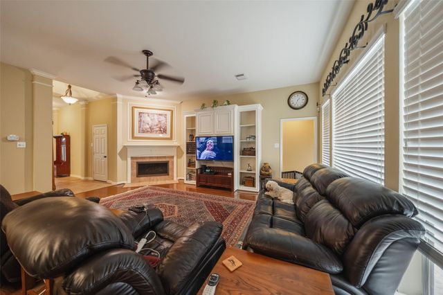 15814 Maplewick Drive, Tomball, TX 77377