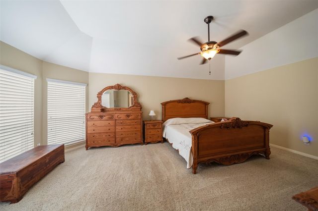 15814 Maplewick Drive, Tomball, TX 77377