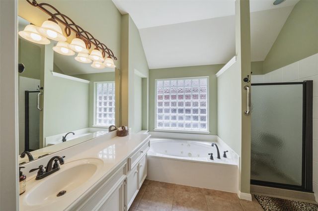 15814 Maplewick Drive, Tomball, TX 77377