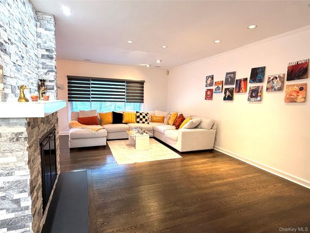 262 Channon Road, Hewlett, NY 11557