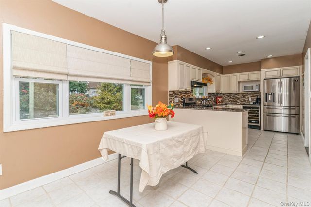 262 Channon Road, Hewlett, NY 11557