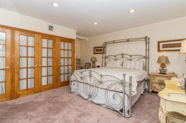 262 Channon Road, Hewlett, NY 11557