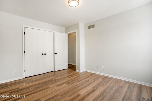 127 W Bancroft Street, Toledo, OH 43620