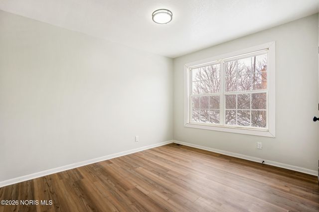 127 W Bancroft Street, Toledo, OH 43620