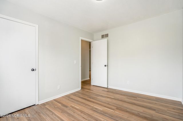 127 W Bancroft Street, Toledo, OH 43620