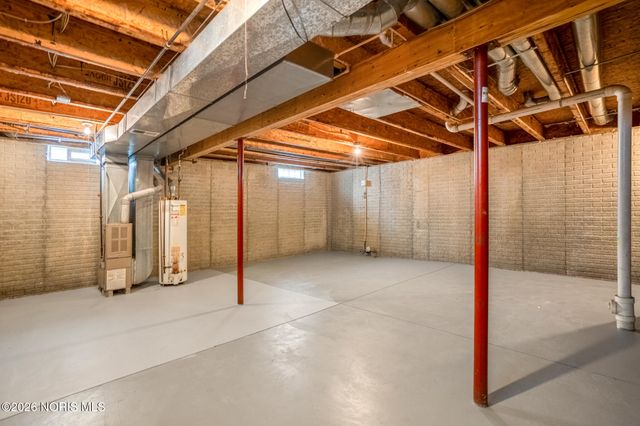 127 W Bancroft Street, Toledo, OH 43620