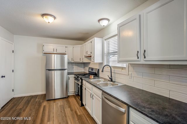 127 W Bancroft Street, Toledo, OH 43620