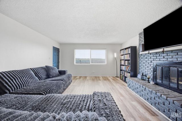 412 N Lincoln Street, Taft, CA 93268