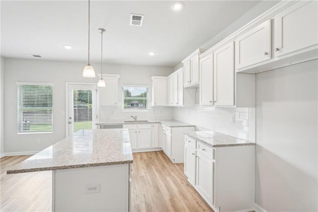 3035 Viewpark Circle, Conyers, GA 30013