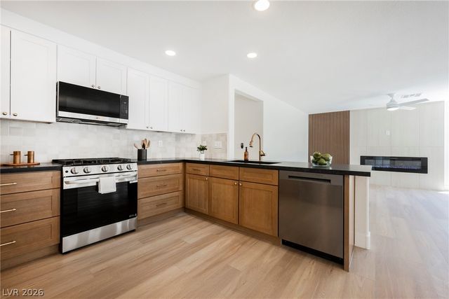 3415 Evening Sun Drive, Las Vegas, NV 89117
