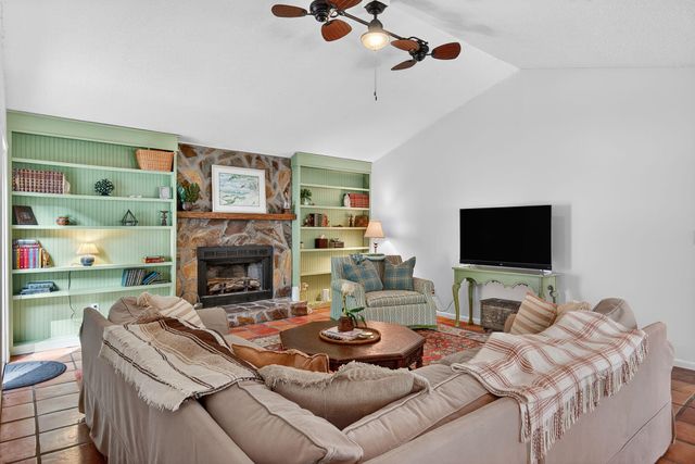 178 Mallet Bayou Road, Freeport, FL 32439