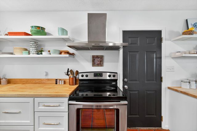 178 Mallet Bayou Road, Freeport, FL 32439