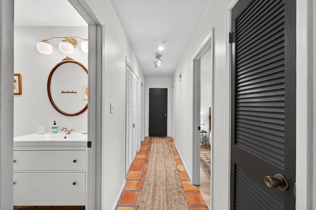 178 Mallet Bayou Road, Freeport, FL 32439