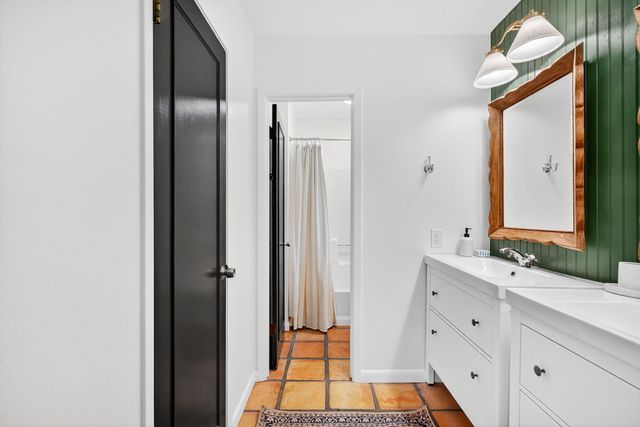 178 Mallet Bayou Road, Freeport, FL 32439