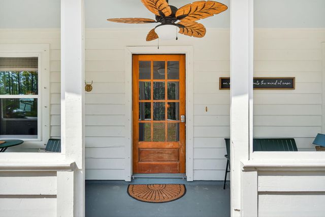 178 Mallet Bayou Road, Freeport, FL 32439