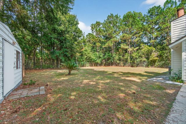 178 Mallet Bayou Road, Freeport, FL 32439