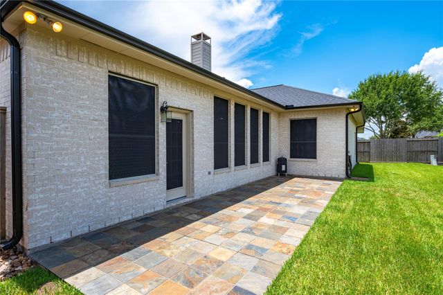 5307 Blue Cypress Lane, League City, TX 77573