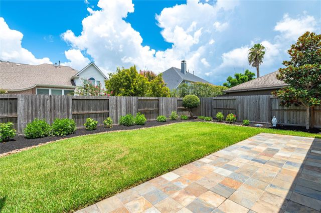 5307 Blue Cypress Lane, League City, TX 77573