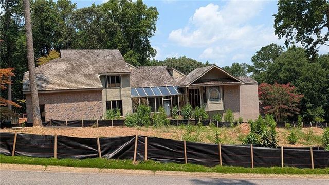 870 Waddington Court, Sandy Springs, GA 30350