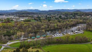 341 Sycamore Shoals Drive, Elizabethton, TN 37643