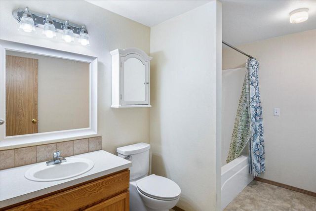 53001 Loop Drive, La Pine, OR 97739