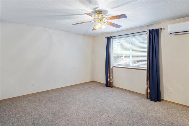 53001 Loop Drive, La Pine, OR 97739