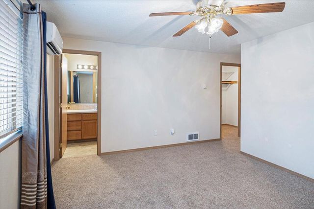 53001 Loop Drive, La Pine, OR 97739