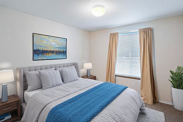 53001 Loop Drive, La Pine, OR 97739