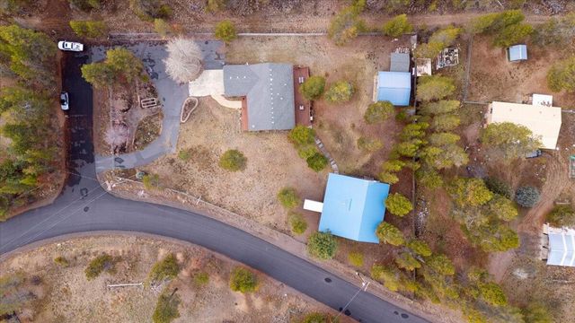 53001 Loop Drive, La Pine, OR 97739