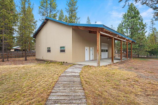 53001 Loop Drive, La Pine, OR 97739