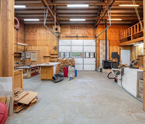 53001 Loop Drive, La Pine, OR 97739