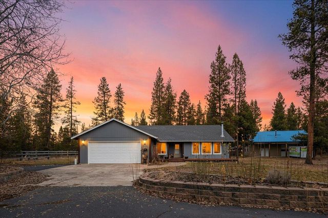 53001 Loop Drive, La Pine, OR 97739