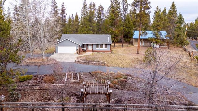 53001 Loop Drive, La Pine, OR 97739