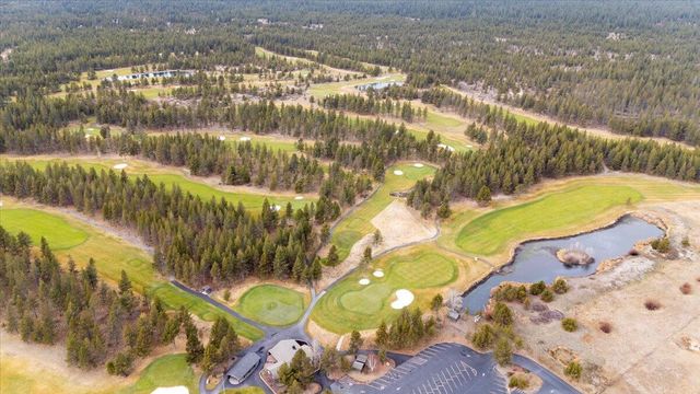 53001 Loop Drive, La Pine, OR 97739