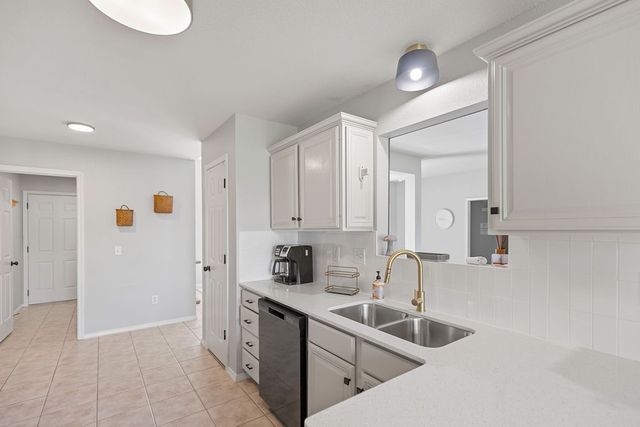 2302 SW 15th Street, Bentonville, AR 72712