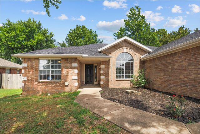 2302 SW 15th Street, Bentonville, AR 72712