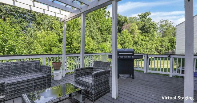 49 Knights Bridge Drive W, Pickerington, OH 43147