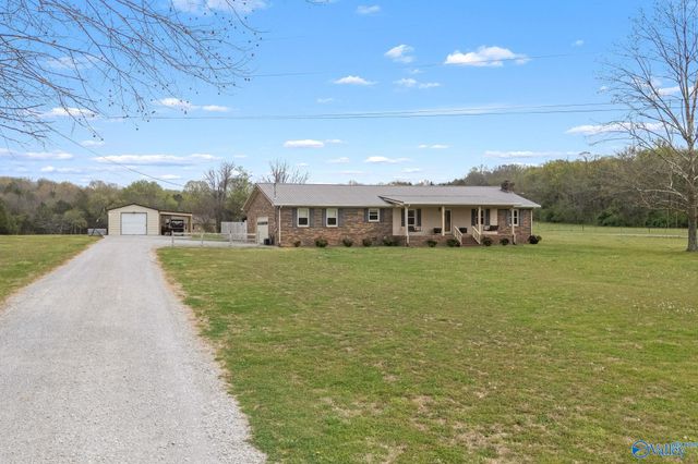 43 Boning Road, Fayetteville, TN 37334