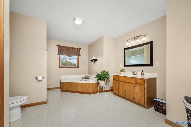 43 Boning Road, Fayetteville, TN 37334