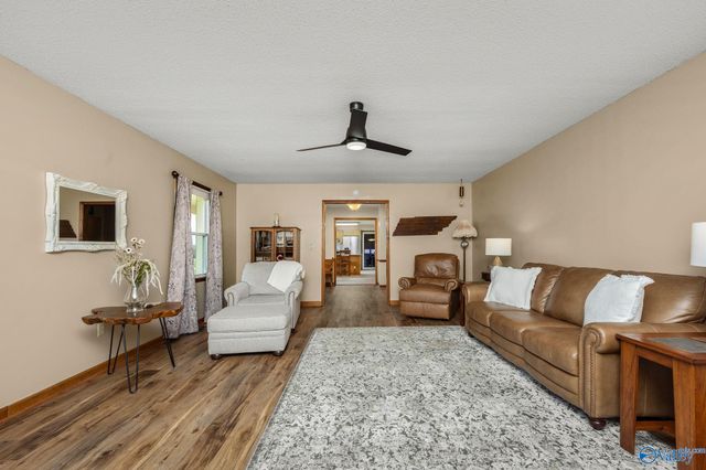 43 Boning Road, Fayetteville, TN 37334