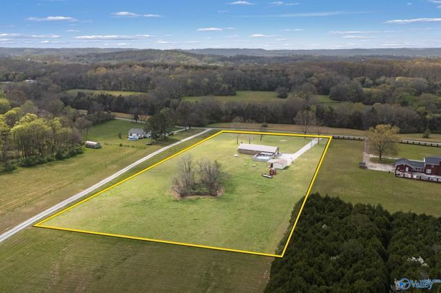 43 Boning Road, Fayetteville, TN 37334