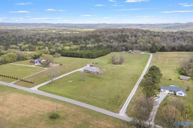 43 Boning Road, Fayetteville, TN 37334