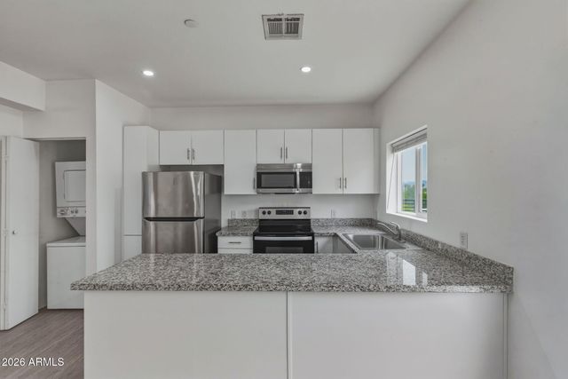 622 N 9TH Avenue 303, Phoenix, AZ 85007