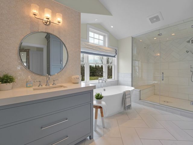 5021 Sherwood Court, Burlington, WI 53105