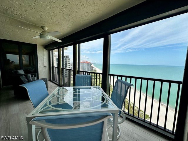 10951 GULFSHORE DR 1405, Naples, FL 34108