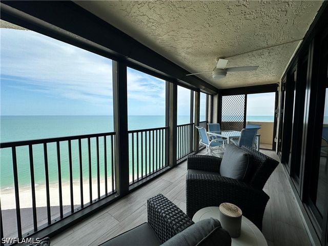10951 GULFSHORE DR 1405, Naples, FL 34108