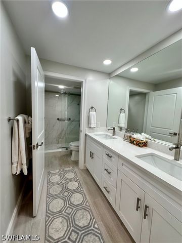 10951 GULFSHORE DR 1405, Naples, FL 34108