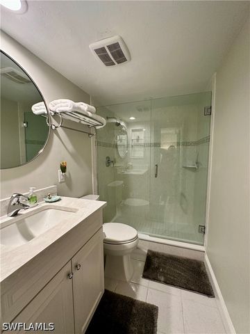 10951 GULFSHORE DR 1405, Naples, FL 34108
